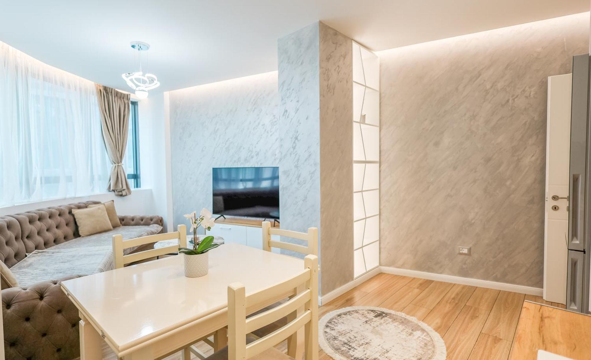 Premium Apartment In The Center Тирана Экстерьер фото